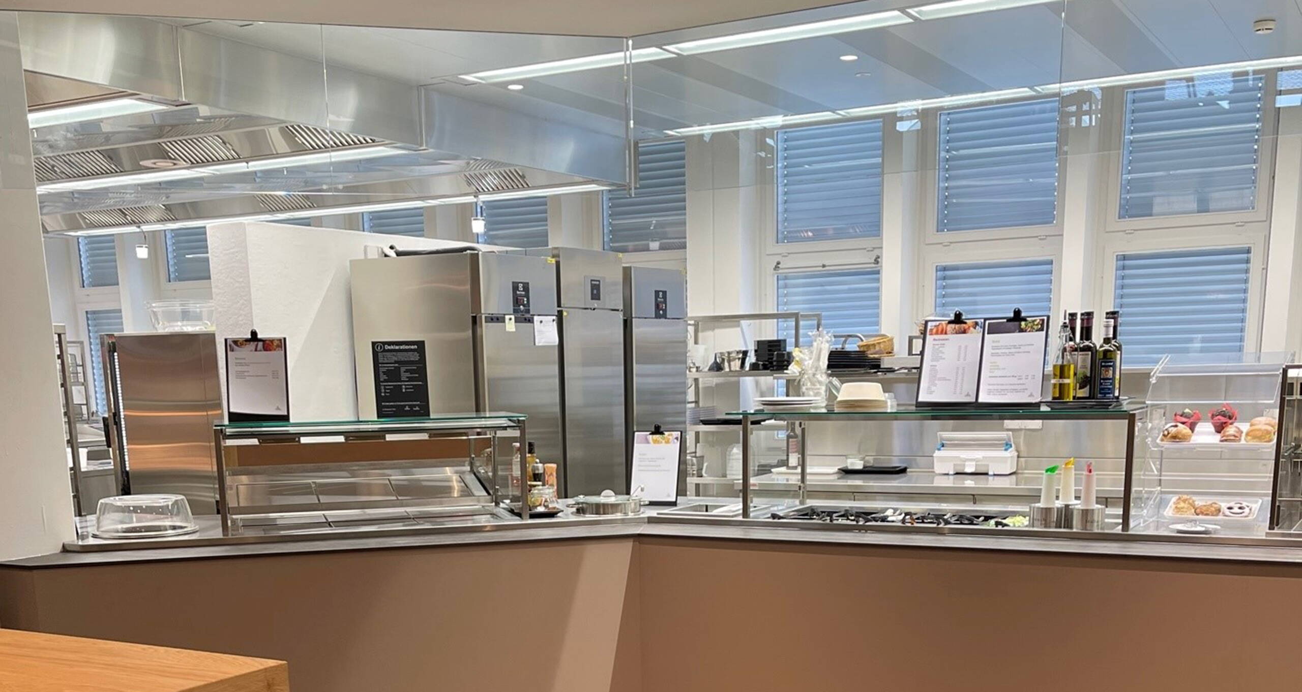 Gastroeinrichtungen Schmocker AG Interlaken – Milchverarbeiter Emmi Ostermundigen